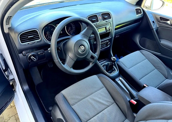 Volkswagen Golf cena 25900 przebieg: 127000, rok produkcji 2012 z Biała małe 667